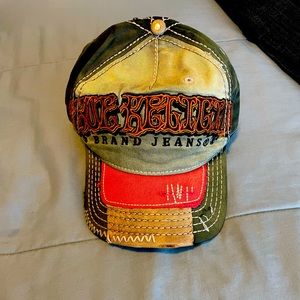 MEN’S TRUE RELIGION ADJUSTABLE CAP
